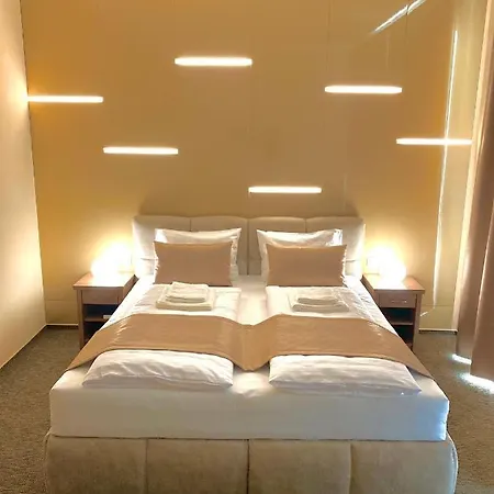 Borostyán Panzió Hotel Kaposvár Kültér fotó